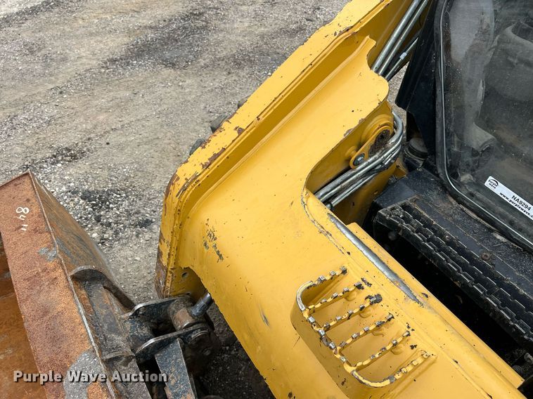 image for item NA9294 2011 Caterpillar 262C  skid steer loader