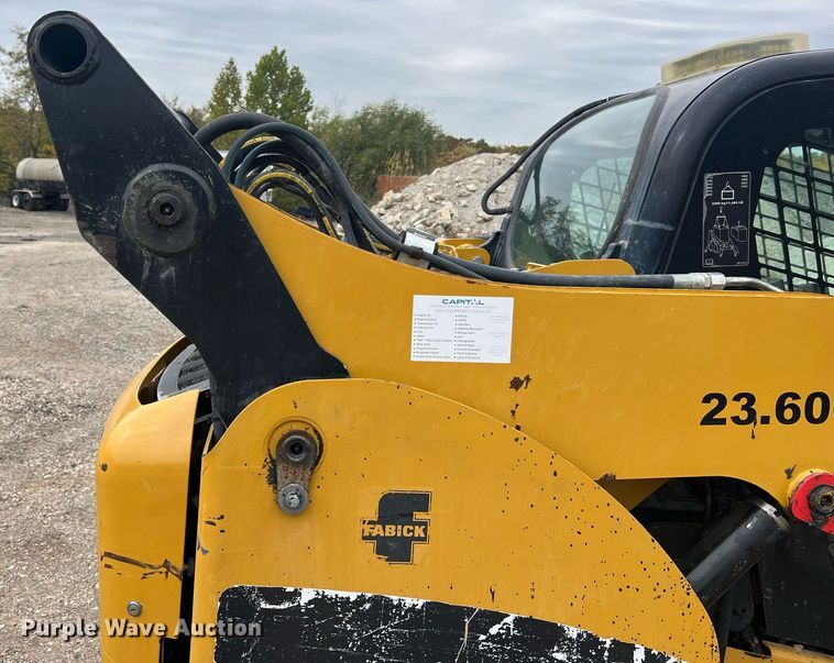 image for item NA9294 2011 Caterpillar 262C  skid steer loader