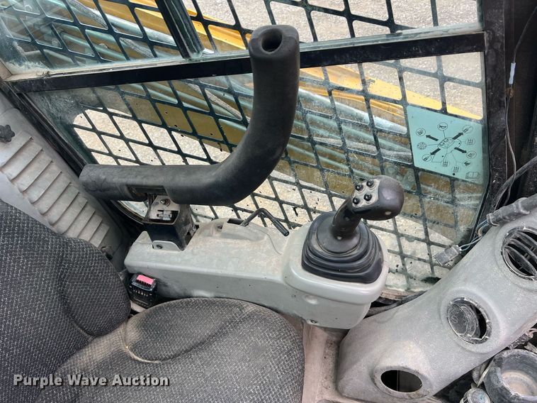 image for item NA9294 2011 Caterpillar 262C  skid steer loader