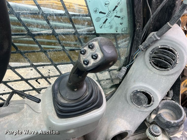 image for item NA9294 2011 Caterpillar 262C  skid steer loader