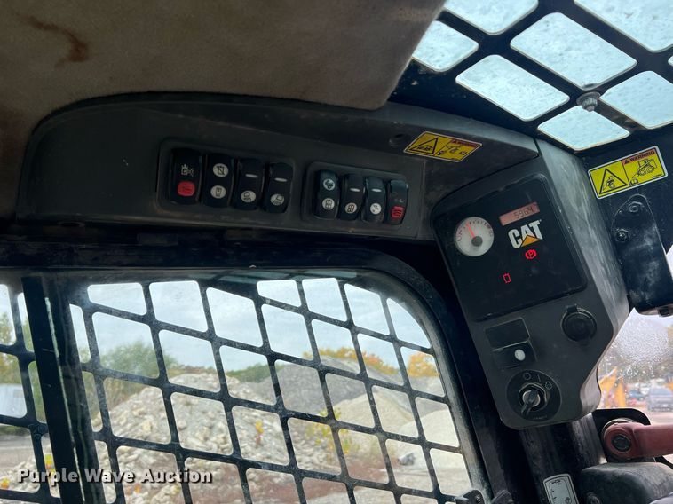 image for item NA9294 2011 Caterpillar 262C  skid steer loader