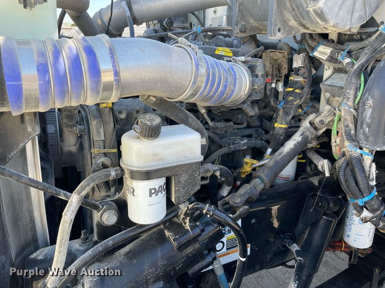 image for item NA9671 2022 Peterbilt 348  dump truck