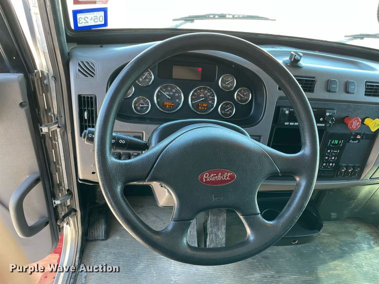 image for item NA9671 2022 Peterbilt 348  dump truck