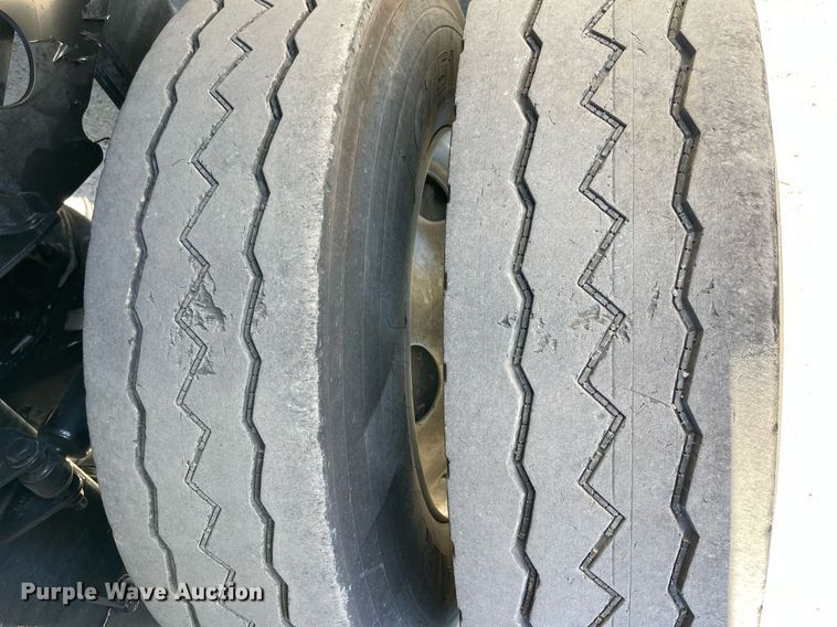 image for item NA9671 2022 Peterbilt 348  dump truck