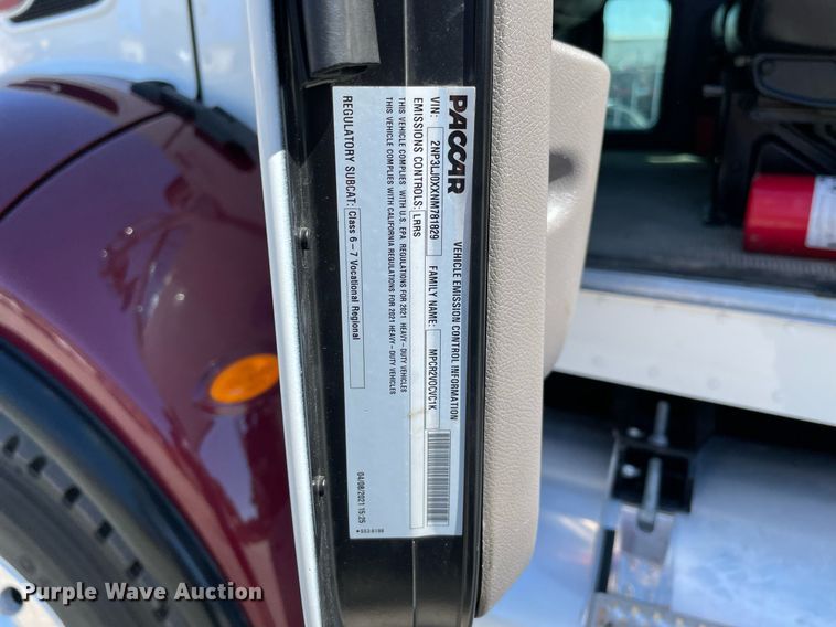 image for item NA9671 2022 Peterbilt 348  dump truck