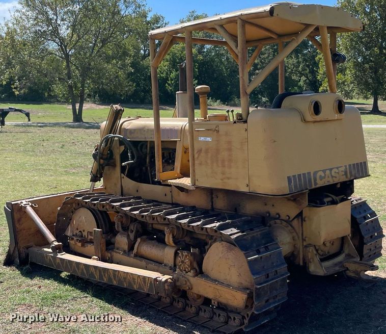 image for item NA9675 1965 Case 1000D  dozer