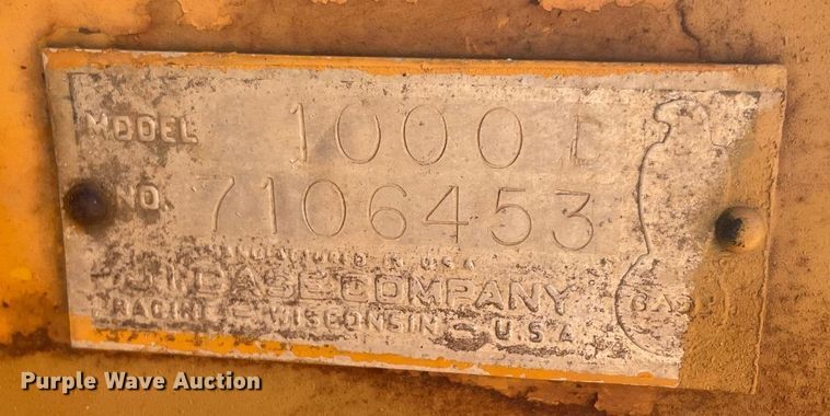 image for item NA9675 1965 Case 1000D  dozer