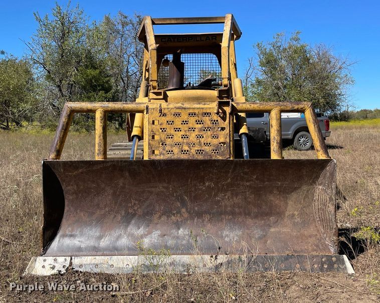 image for item NA9682 1984 Caterpillar D6D  dozer