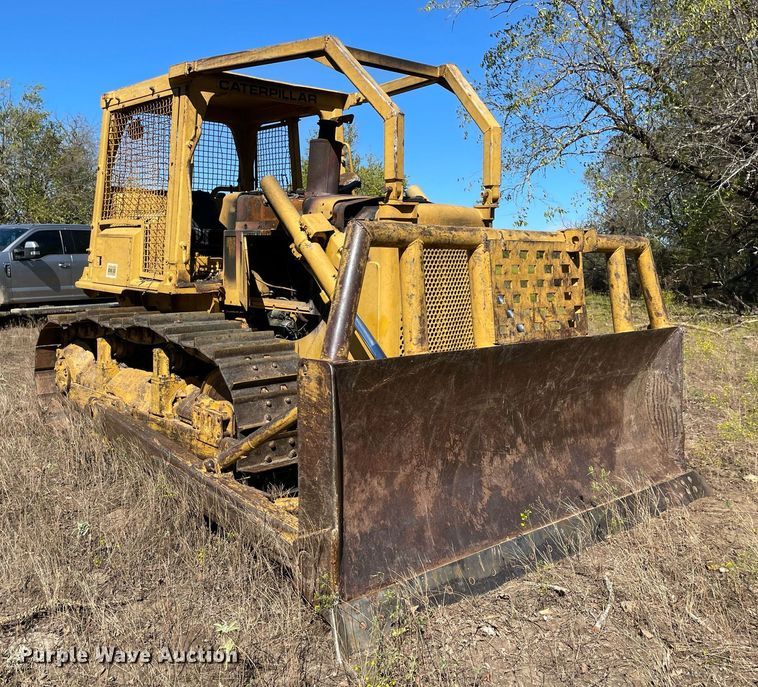 image for item NA9682 1984 Caterpillar D6D  dozer