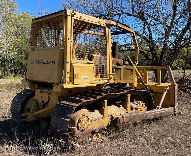 image for item NA9682 1984 Caterpillar D6D  dozer