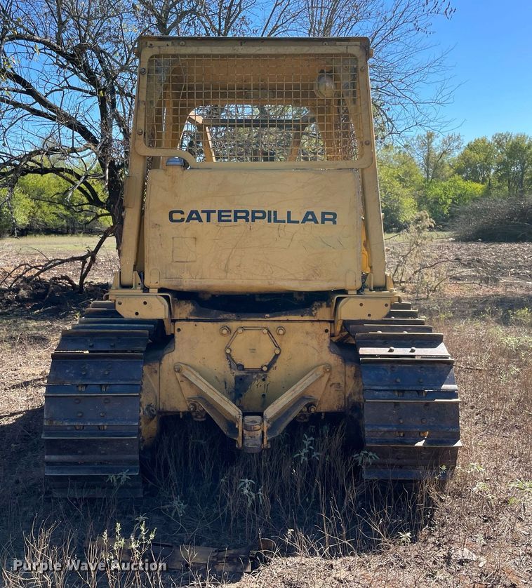image for item NA9682 1984 Caterpillar D6D  dozer