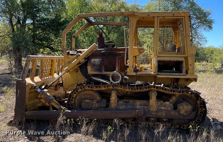 image for item NA9682 1984 Caterpillar D6D  dozer