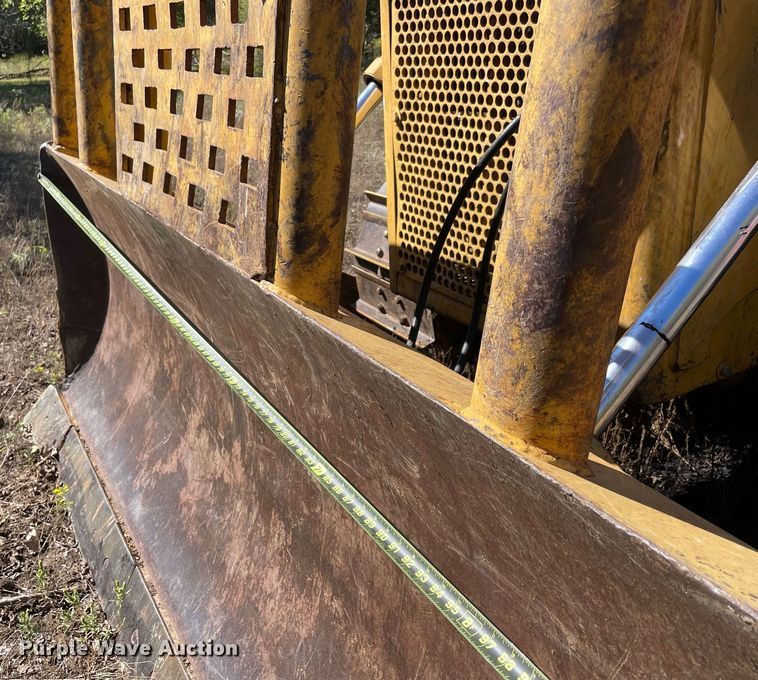 image for item NA9682 1984 Caterpillar D6D  dozer