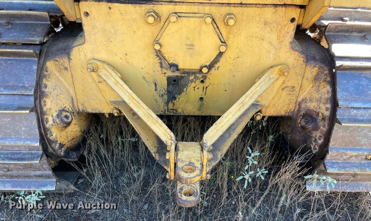 image for item NA9682 1984 Caterpillar D6D  dozer