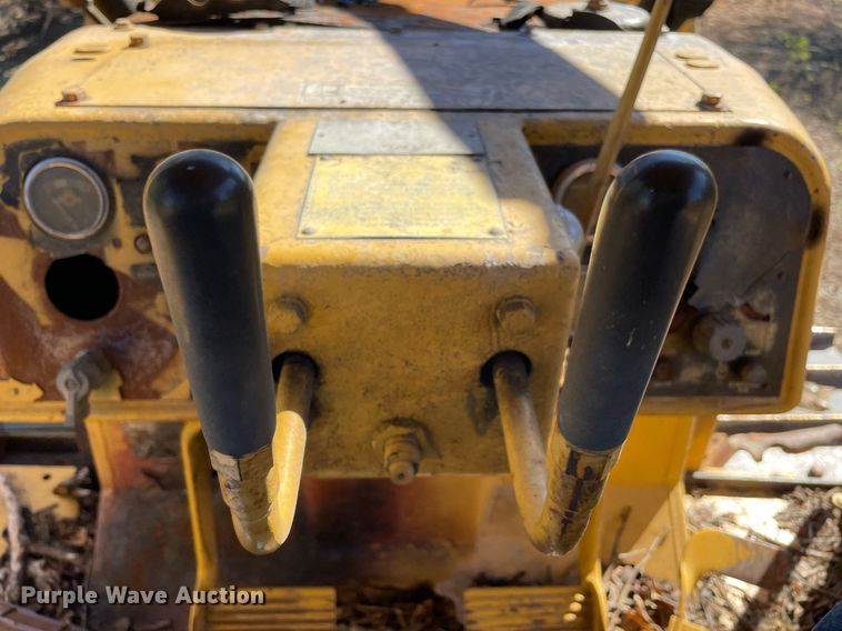 image for item NA9682 1984 Caterpillar D6D  dozer