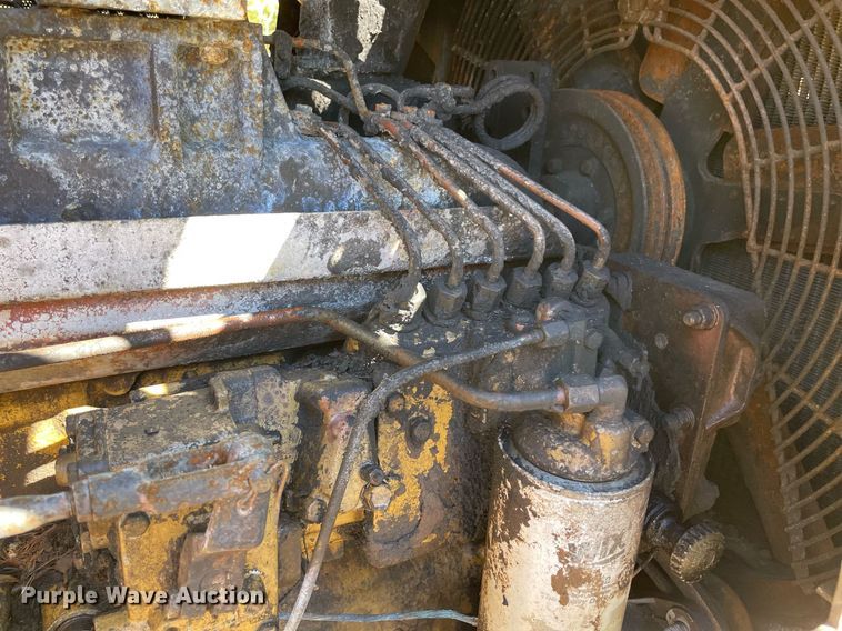image for item NA9682 1984 Caterpillar D6D  dozer