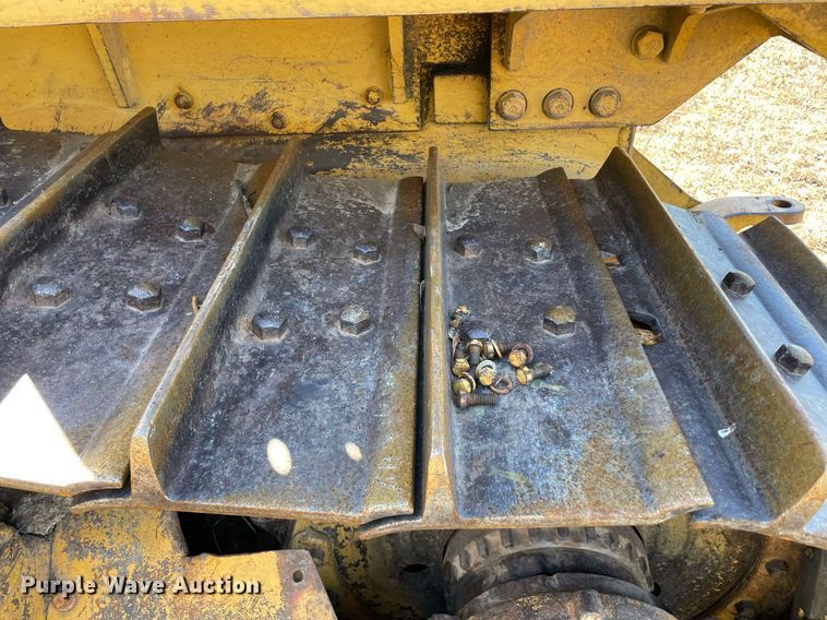 image for item NA9682 1984 Caterpillar D6D  dozer