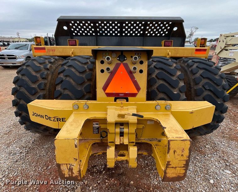 image for item NA9683 2017 John Deere 2010DE  scraper