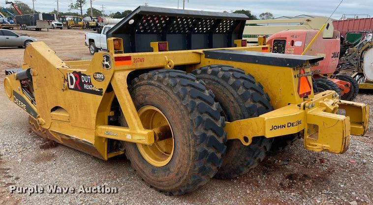 image for item NA9683 2017 John Deere 2010DE  scraper