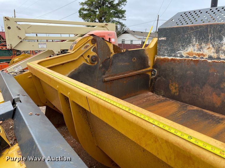 image for item NA9683 2017 John Deere 2010DE  scraper