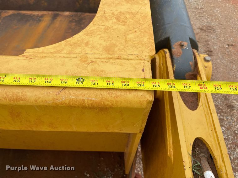 image for item NA9683 2017 John Deere 2010DE  scraper