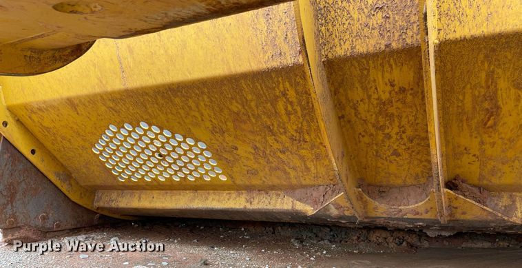 image for item NA9683 2017 John Deere 2010DE  scraper