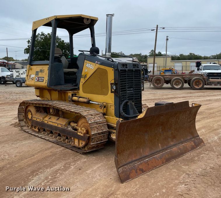 image for item NA9684 2007 John Deere 450J LT dozer