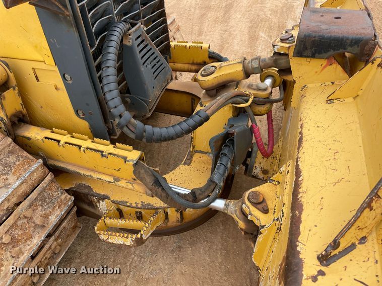 image for item NA9684 2007 John Deere 450J LT dozer