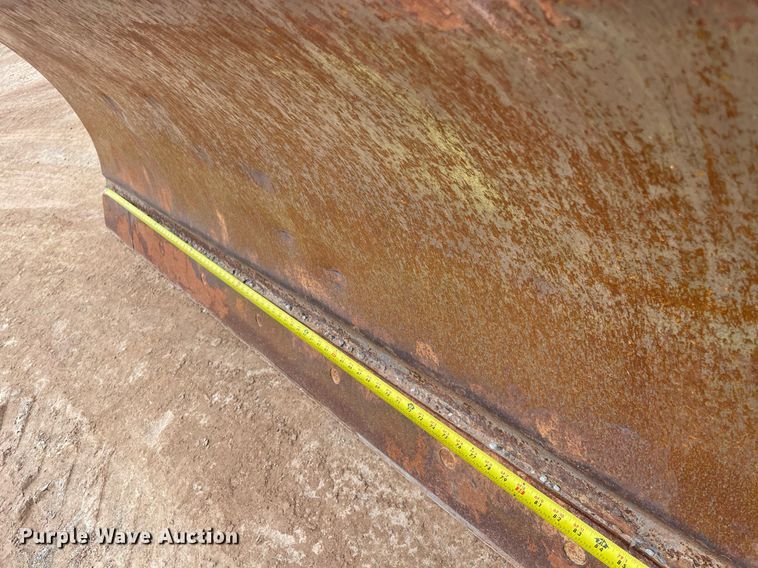 image for item NA9684 2007 John Deere 450J LT dozer