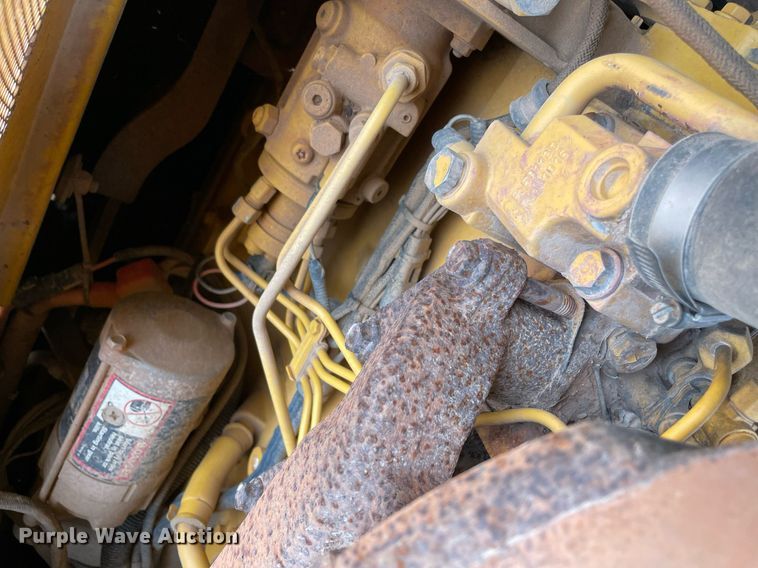 image for item NA9684 2007 John Deere 450J LT dozer