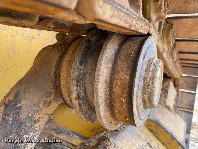 image for item NA9684 2007 John Deere 450J LT dozer