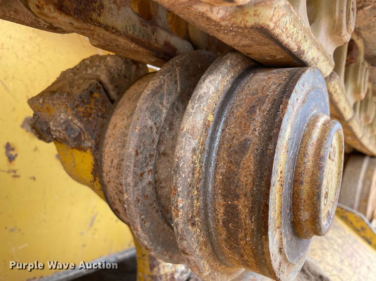 image for item NA9684 2007 John Deere 450J LT dozer