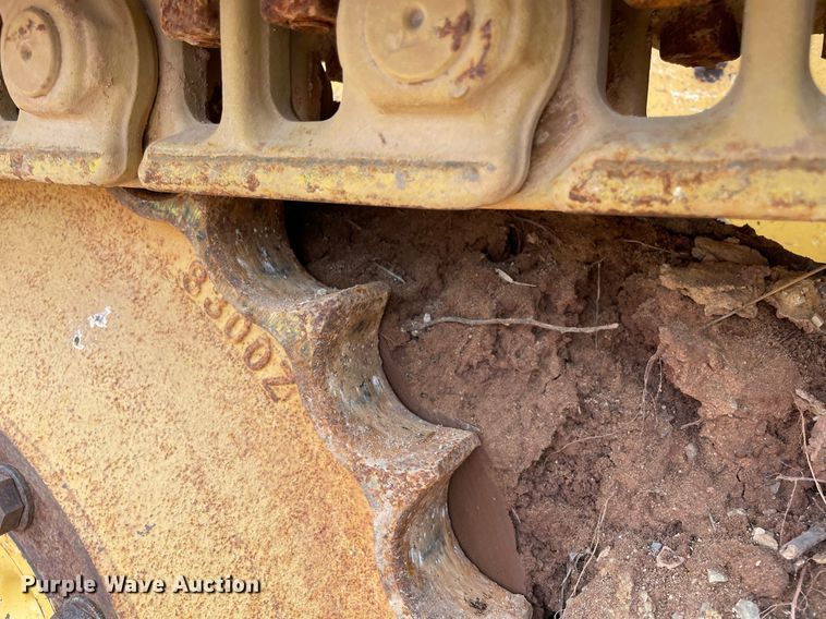 image for item NA9684 2007 John Deere 450J LT dozer