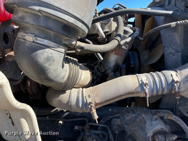 image for item NA9698 2005 Freightliner Business Class M2  crane truck