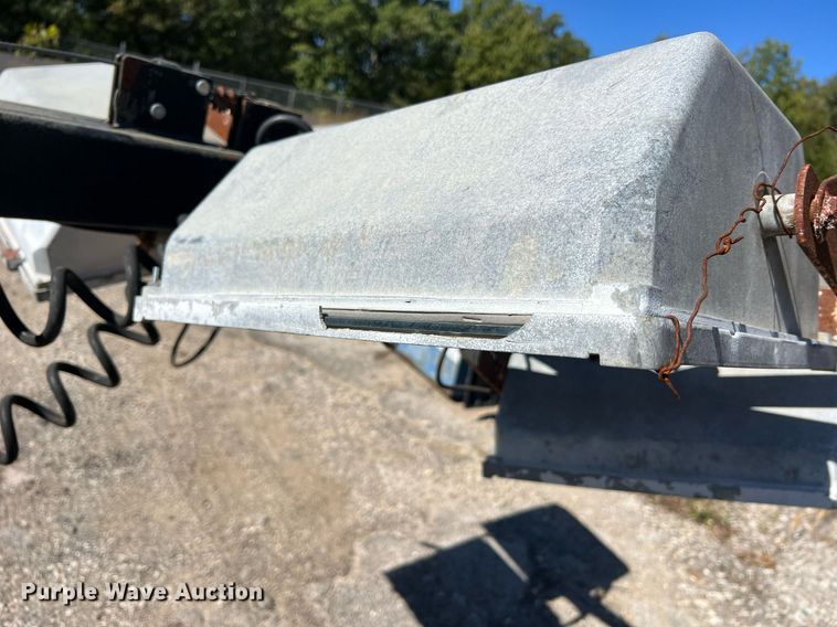 image for item NI9027 2005 Magnum 4060M-MH  light plant