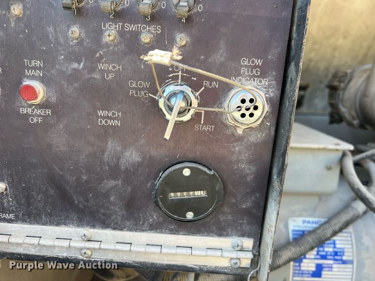 image for item NI9027 2005 Magnum 4060M-MH  light plant