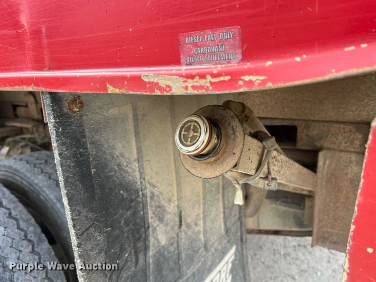 image for item NI9096 2006 Ford F550 Super Duty XL  chipper truck