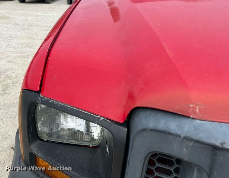 image for item NI9096 2006 Ford F550 Super Duty XL  chipper truck