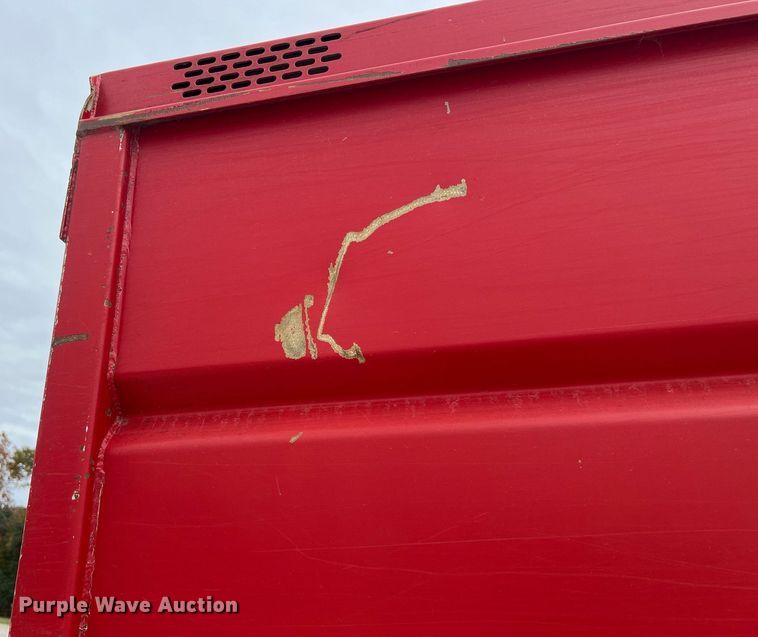 image for item NI9096 2006 Ford F550 Super Duty XL  chipper truck