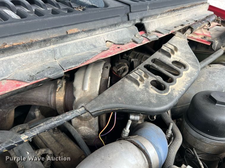 image for item NI9096 2006 Ford F550 Super Duty XL  chipper truck