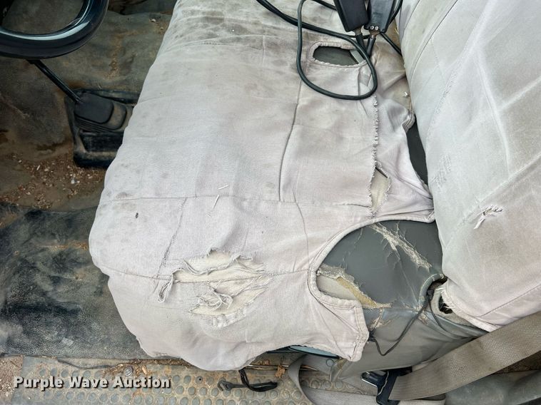 image for item NI9096 2006 Ford F550 Super Duty XL  chipper truck