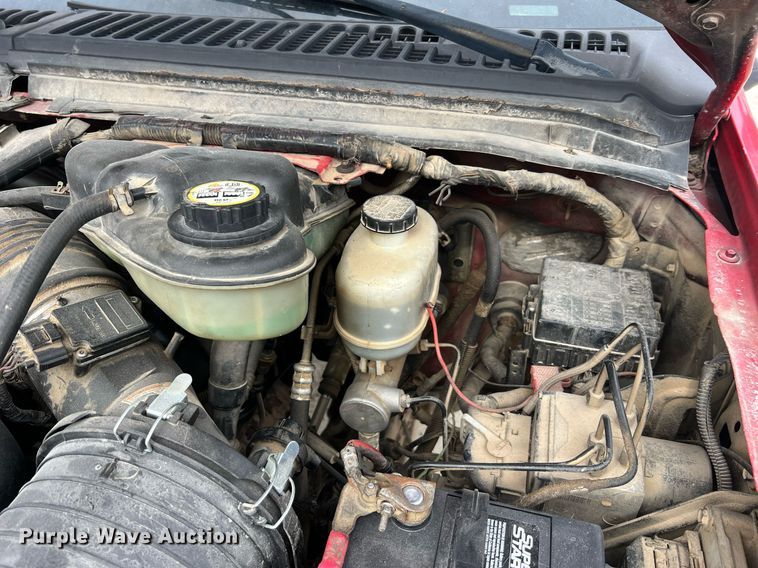 image for item NI9096 2006 Ford F550 Super Duty XL  chipper truck