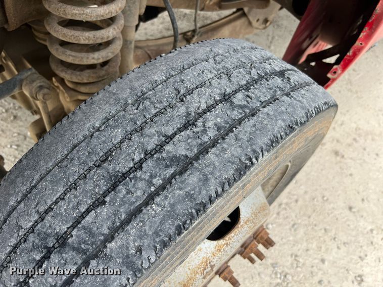 image for item NI9096 2006 Ford F550 Super Duty XL  chipper truck