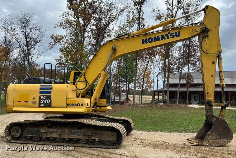 image for item NI9102 2013 Komatsu PC240LC-10  excavator