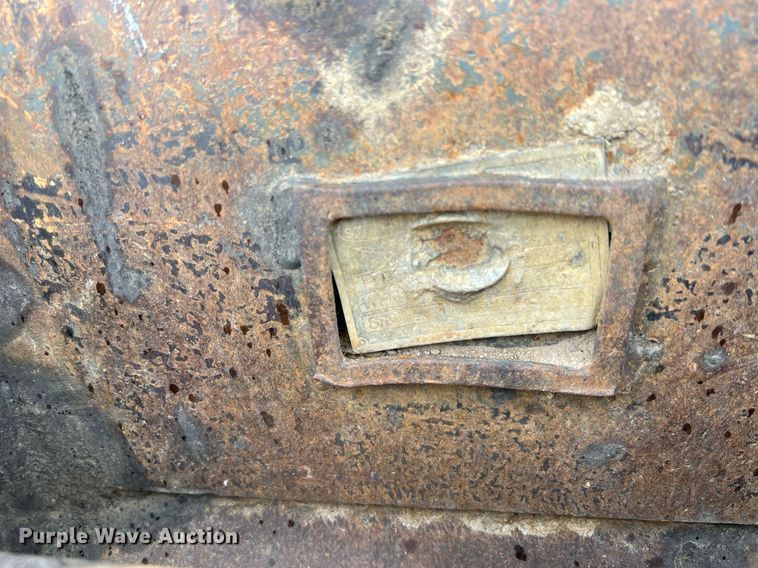 image for item NI9102 2013 Komatsu PC240LC-10  excavator