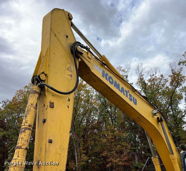 image for item NI9102 2013 Komatsu PC240LC-10  excavator
