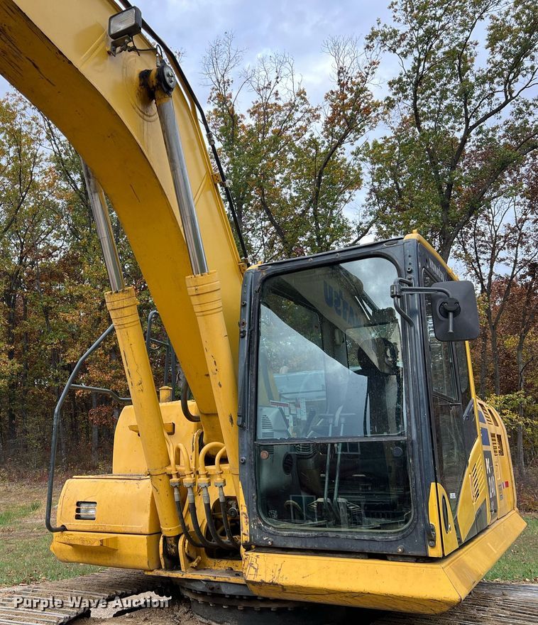 image for item NI9102 2013 Komatsu PC240LC-10  excavator