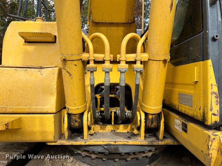 image for item NI9102 2013 Komatsu PC240LC-10  excavator