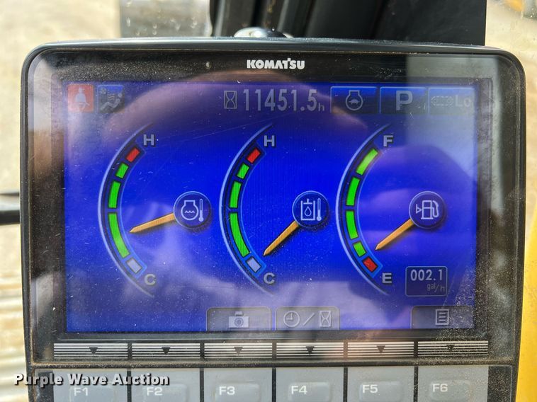 image for item NI9102 2013 Komatsu PC240LC-10  excavator