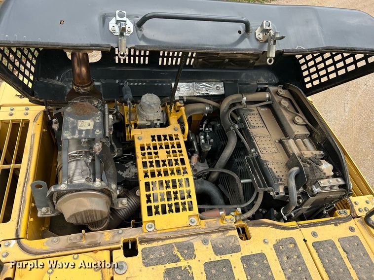 image for item NI9102 2013 Komatsu PC240LC-10  excavator